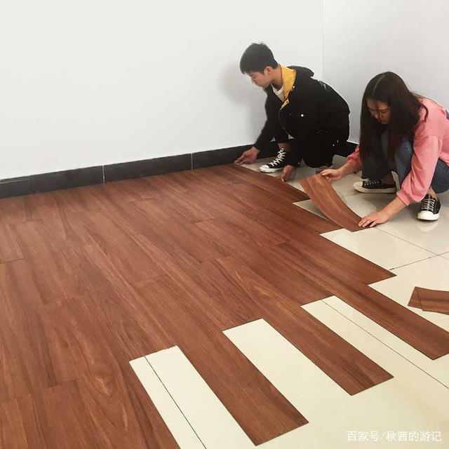 地板安装胶水使用指南，了解胶水在地板安装中的应用与注意事项