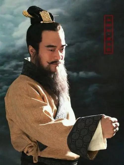 卢俊义的性格特点
