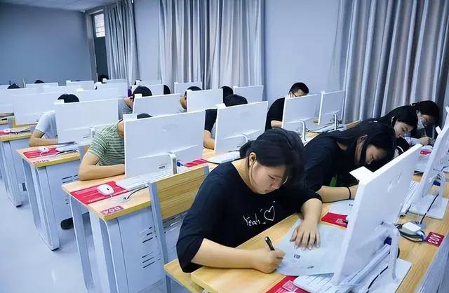 人力资源的地位与作用，构建企业核心竞争力的基石