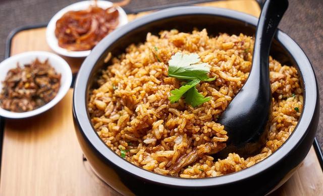 老式拌饭做法，传统美味，回味无穷