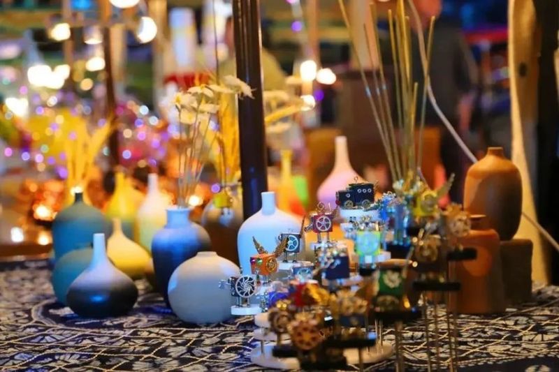 地摊新奇特产品，点亮城市夜生活的独特魅力