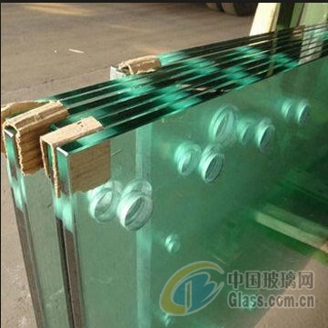 秦皇岛钢化玻璃门，品质之选与未来展望