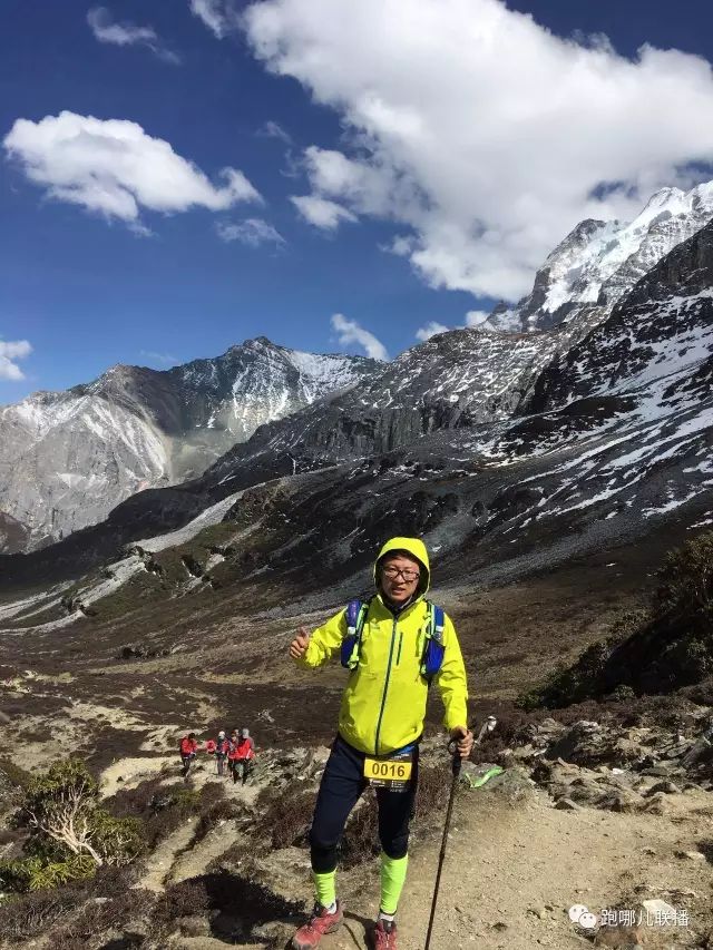 亚丁越野跑，挑战自然之巅的极致体验