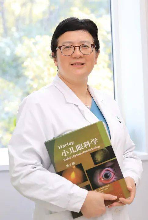 上海儿科医院眼科专家——守护儿童眼健康的守护者
